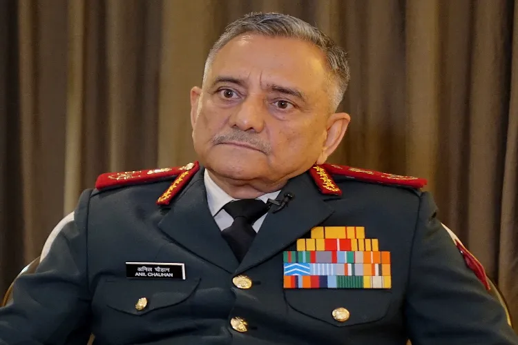 ہم امن پسند ہیں، مگر خاموش رہنے والے نہیں: سی ڈی ایس انیل چوہان