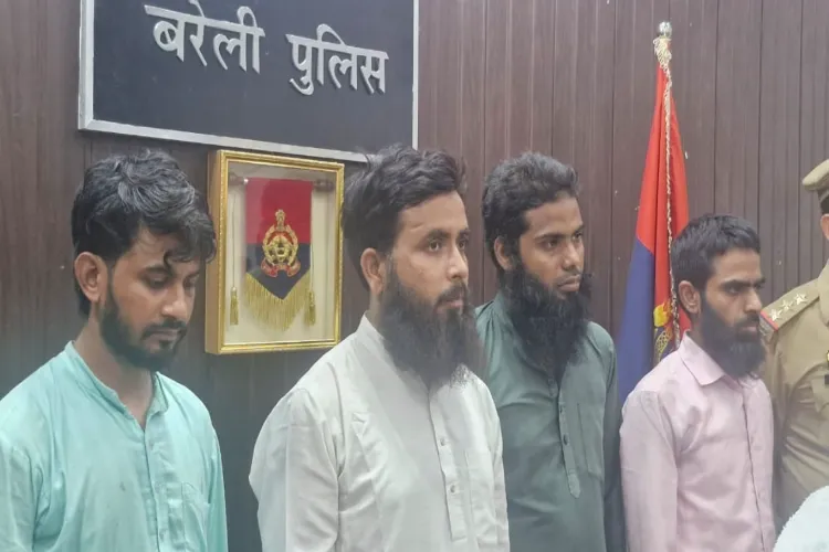یوپی:مذہب تبدیل کرانے کے الزام میں مدرسہ کے مولوی سمیت 4گرفتار
