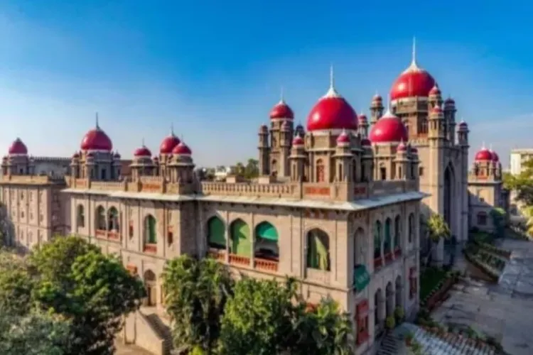 طلبہ کے لیے اسکول میں برتن اور بیت الخلا صاف کرنا کوئی شرم کی بات نہیں: ہائی کورٹ