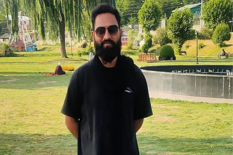 ایم ایل اے مہراج ملک کی حراست کے بعد احتجاج