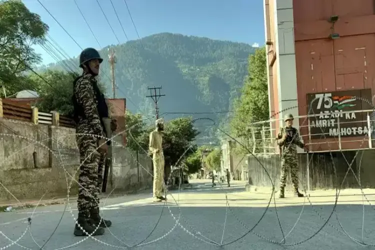 جموں و کشمیر : ڈوڈہ میں اضافی سیکورٹی فورس تعینات کی گئی