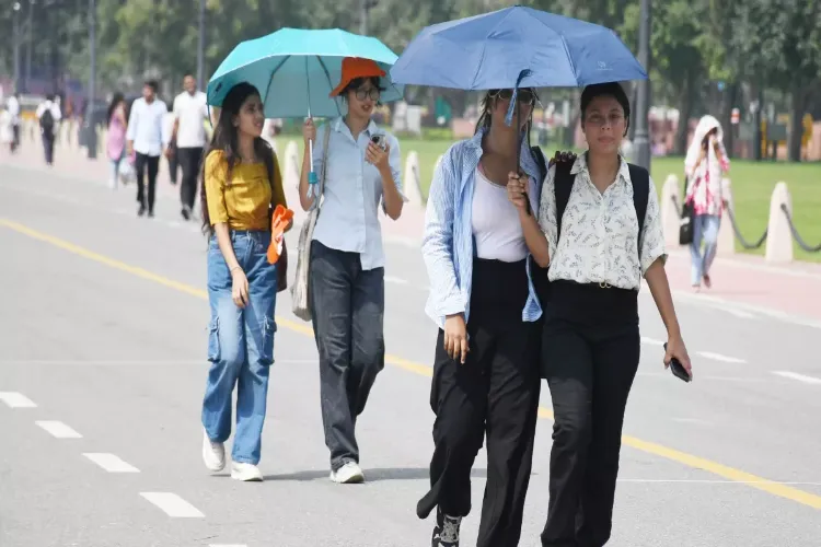 دہلی اتنی گرمی کیوں ہے؟ کب بدلے گا موسم؟