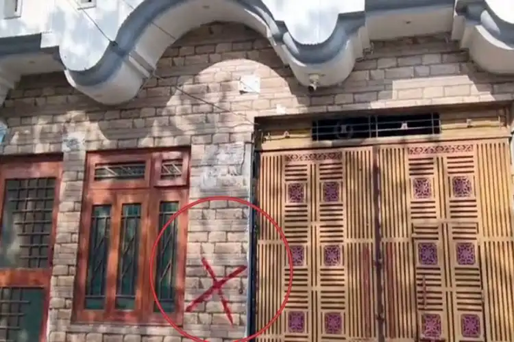 سنبھل :80 مکانات پر چلیں گے بلڈوزر