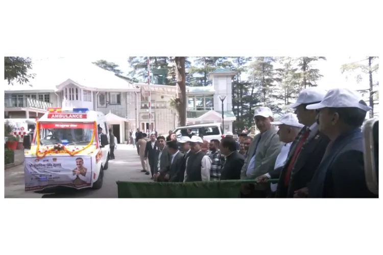 ہماچل پردیش: وزیر اعلیٰ نے 26 ایمبولینسوں کو ہری جھنڈی دکھائی
