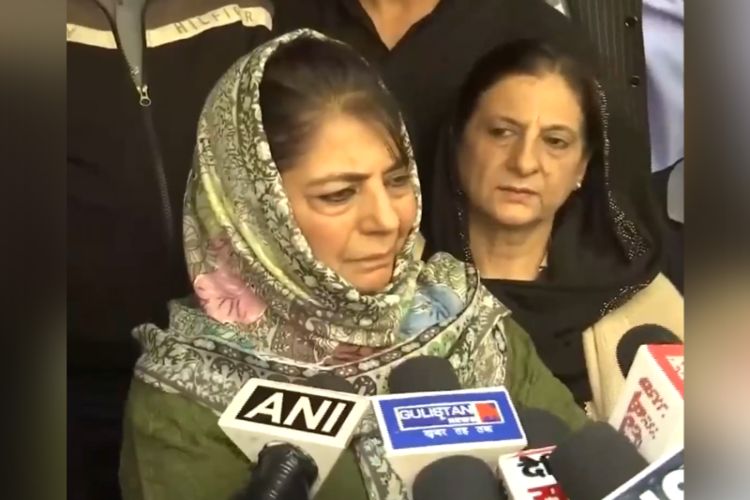 محبوبہ مفتی نے 1 سال مکمل ہونے پر جموں کشمیر کی حکومت پر تنقید کی