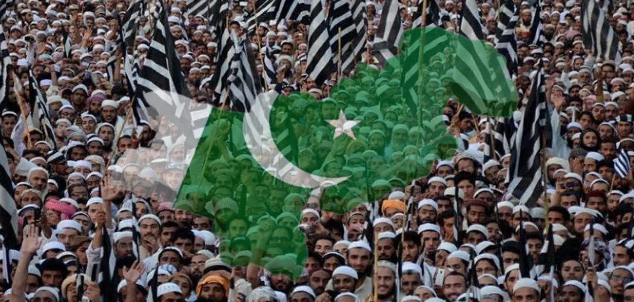 پاکستان  داخلی اور بیرونی طور پر انتشار کے دہانے پر