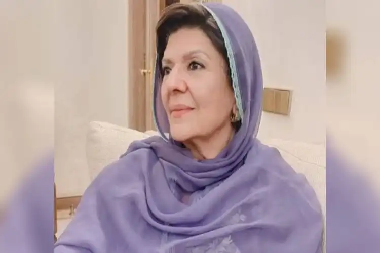 پاکستان: عدالت نے عمران خان کی بہن کا پاسپورٹ اور بینک اکاؤنٹس منجمد کرنے کا حکم دیا پاکستان: عدالت نے عمران خان کی بہن کا پاسپورٹ اور بینک اکاؤنٹس منجمد کرنے کا حکم دیا