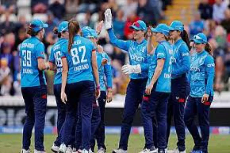 ویمنز سی ڈبلیو سی: انگلینڈ نے نیوزی لینڈ کو 8 وکٹوں سے شکست دے دی۔ ویمنز سی ڈبلیو سی: انگلینڈ نے نیوزی لینڈ کو 8 وکٹوں سے شکست دے دی۔