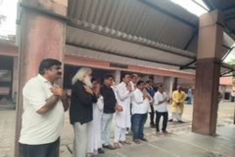 ستیش شاہ کی آخری رسومات:بالی ووڈ نے کیا پیش  دلی خراج عقیدت  ستیش شاہ کی آخری رسومات:بالی ووڈ نے کیا پیش  دلی خراج عقیدت