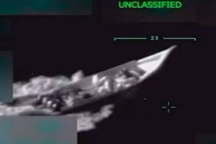  منشیات اسمگلنگ میں ملوث کشتیوں پر فضائی حملے ، 14 افراد ہلاک