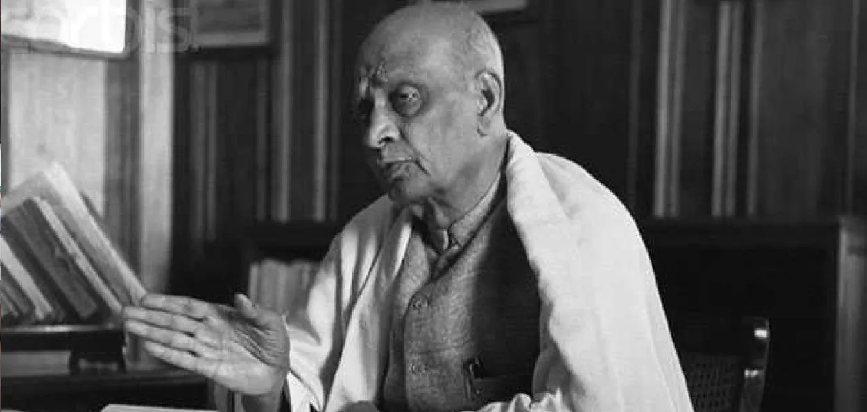 سردار پٹیل کی کشمیر کے الحاق سے لاتعلقی نے ہندوستان کو بھاری نقصان پہنچایا سردار پٹیل کی کشمیر کے الحاق سے لاتعلقی نے ہندوستان کو بھاری نقصان پہنچایا