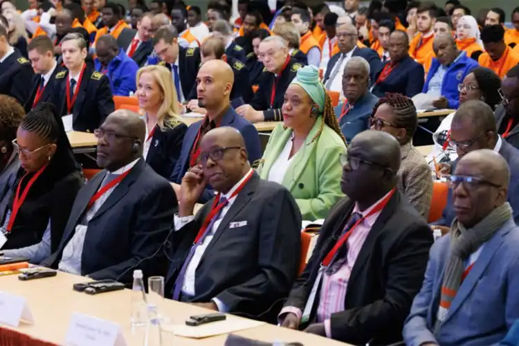 روس، افریقہ کان کنی اور تعلیم میں شراکت داری کو مزید مضبوط کرینگے