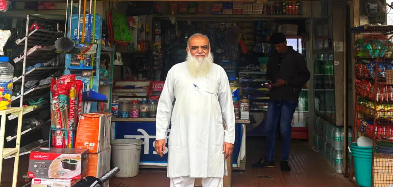 مہاراشٹر - حسین پہاڑی علاقے چکھلدرہ  میں  اشرف بھائی کی  60 سال سے انسانی خدمت  کی کہانی  