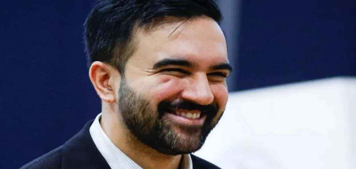 ٹرمپ کی مخالفت کے باوجود  ہندوستانی نژاد  ظہران ممدانی بنے نیویارک کے پہلے مسلم میئر 