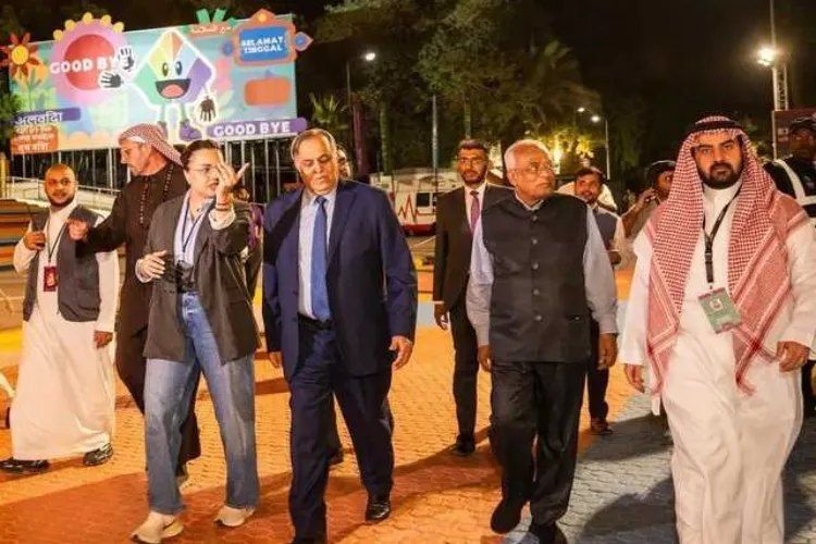  سعودی عرب میں ہندوستان کے سفیر سہیل اعجاز خان نے ہندوستانی ثقافتی ہفتہ کا دورہ کیا