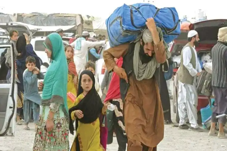 پاکستان میں افغان شہریوں کی گرفتاری میں اضافہ