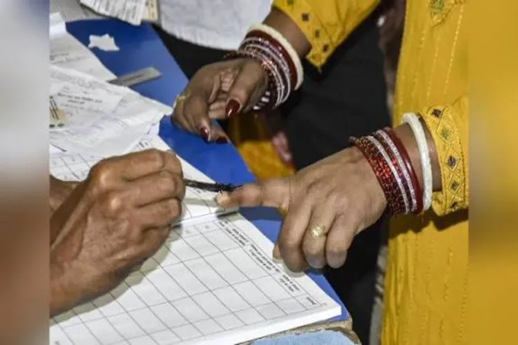 ایم سی ڈی ضمنی انتخابات: عام آدمی پارٹی، کانگریس اور بی جے پی کے امیدواروں کا اعلان 