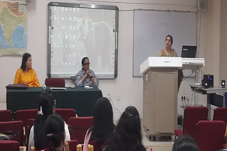 مانو ۔شارٹ ٹرم کورس برائے جینڈر سنسٹیائزیشن کا افتتاح  