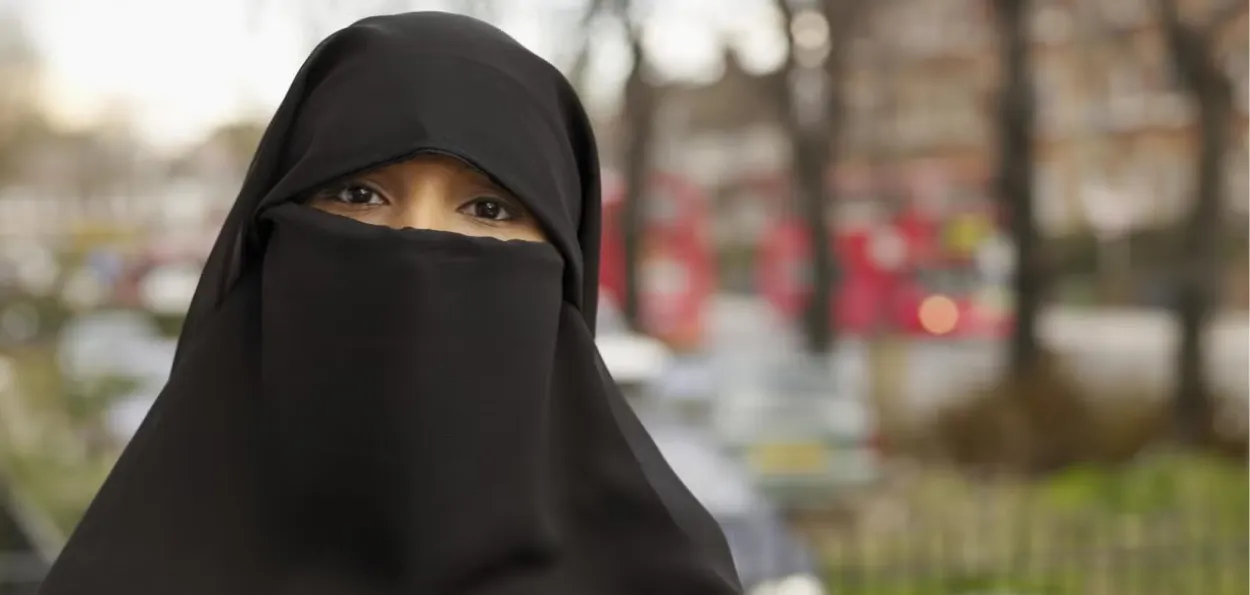 خواتین کو تشدد کے خلاف آواز اٹھانی چاہیے جیسا کہ کربلا کے بعد زینب نے کیا تھا۔