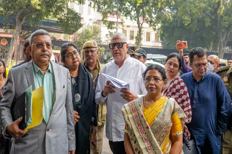 ترنمول کانگریس نے مغربی بنگال میں ایس آئی آر کے سبب 40 افراد کی ہلاکت کا دعویٰ کیا