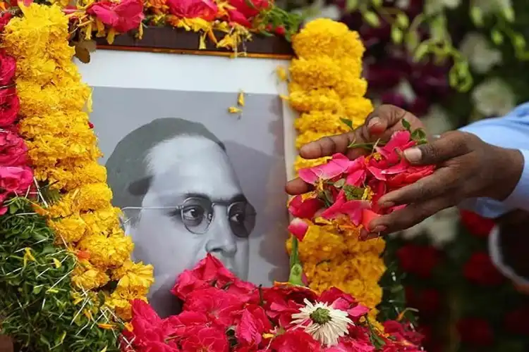 ڈاکٹرامبیڈکرکی برسی: ملک بھر میں خراج عقیدت کے پروگرام