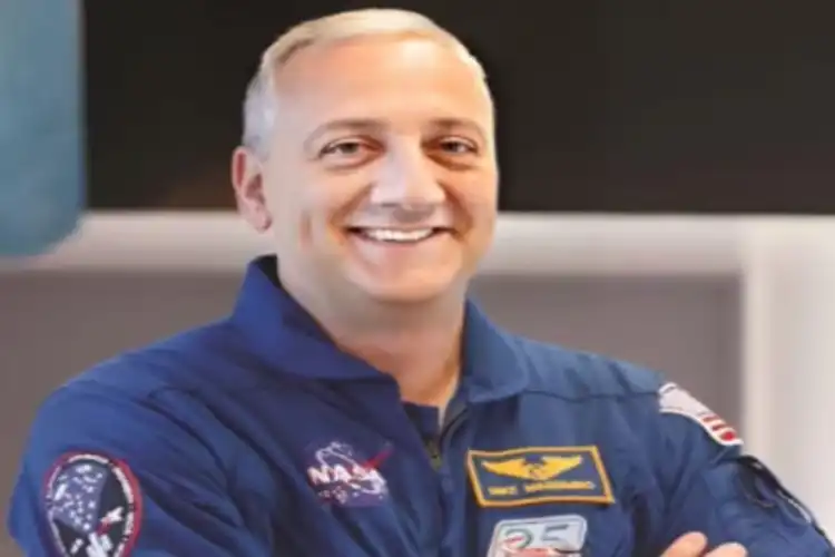 امریکی خلاباز مائیک میسیمینو نے ہندوستان کے خلائی پروگرام کی تعریف کی