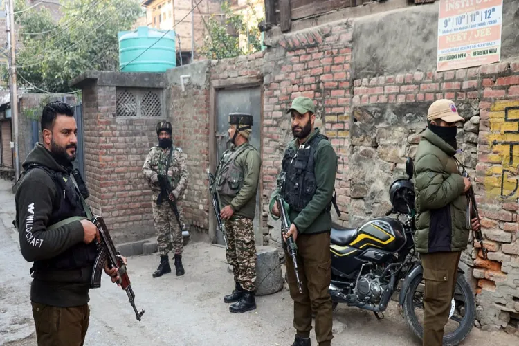 کشمیر میں دہشت گرد تنظیموں کے 200 سے زیادہ مشتبہ اوور گراؤنڈ ورکر گرفتار: پولیس