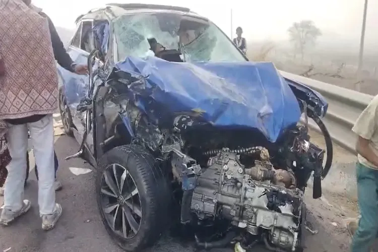 دہلی ممبئی ایکسپریس وے پر بڑا حادثہ