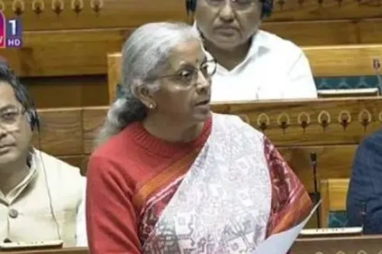 پارلیمنٹ : انشورنس شعبے میں 100 فیصد غیر ملکی براہ راست سرمایہ کاری کی اجازت دینے والا بل منظور 