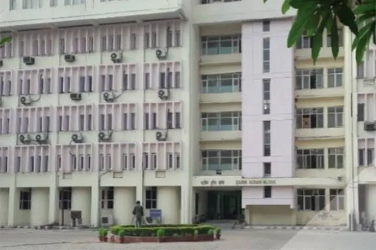 این سی ای آر ٹی نے اے آئی پر کلاس 11، 12 کی نصابی کتابیں تیار کرنے کے لیے ٹیم تشکیل دی