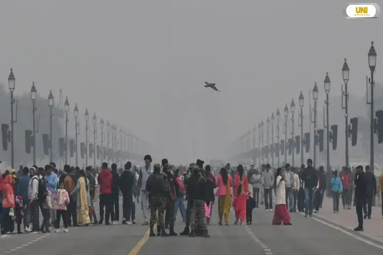 نئے سال کے جشن کے سبب انڈیا گیٹ اور کرتویہ پتھ پر شدید ٹریفک جام