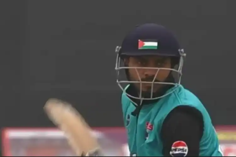 جموں: ہیلمٹ پر فلسطینی علامت لگانے والے کرکٹر کے خلاف جانچ کے احکامات