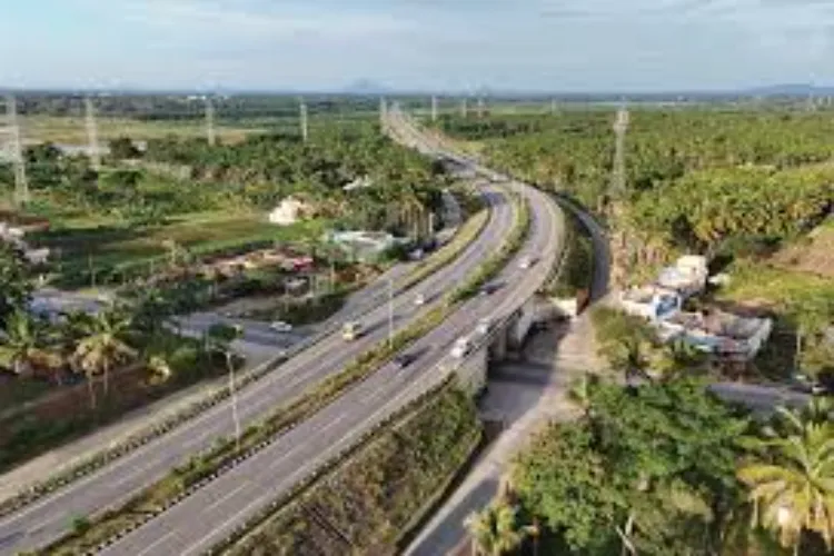 آپریشن کلین ایئر: سی اے کیو ایم نے نوئیڈا میں 142 سڑکوں کا معائنہ کیا