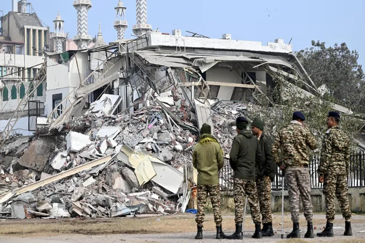 تجاوزات کے خلاف سختی قانون ترقی اور سماج کے مفاد میں حکومت کا قدم۔