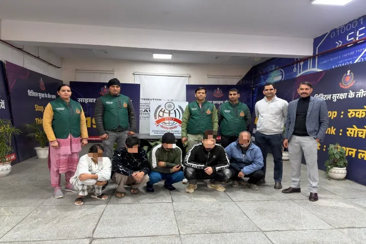 دہلی پولیس نے غیر ملکی سائبر کرائم سم باکس سنڈیکیٹ کا پردہ فاش کیا