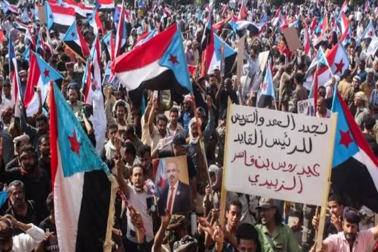 یمن حکومت کا دعویٰ، حدرموت اور المہرہ دوبارہ حاصل کر لیے گئے، عدن میں ریلیاں منعقد