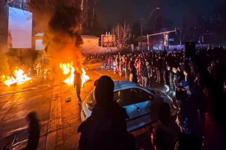 ایران میں احتجاجی مظاہروں کے دوران ہلاک ہونے والوں کی تعداد 500 