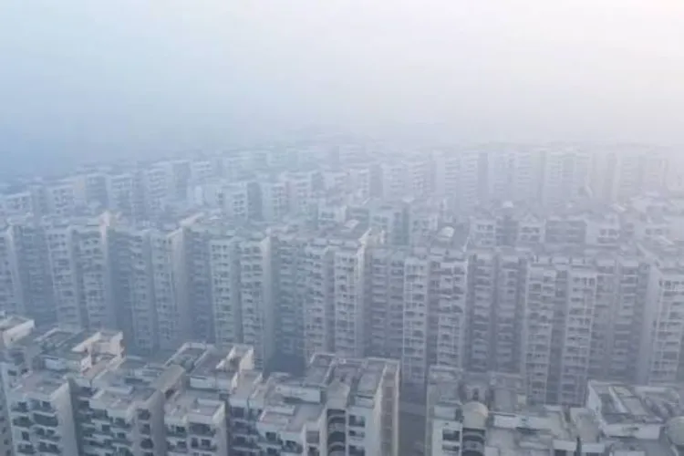 دہلی شدید سردی اور انتہائی خراب فضائی معیار کے ساتھ جاگا، مجموعی اے کیو آئی 357 ریکارڈ