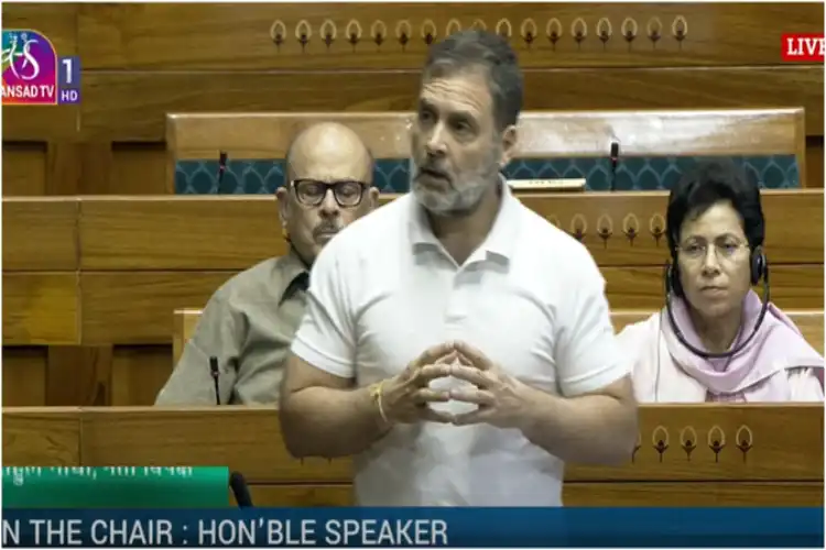 راہل گاندھی کی لوک سبھا رکنیت ختم کرنے کے لئے نوٹس