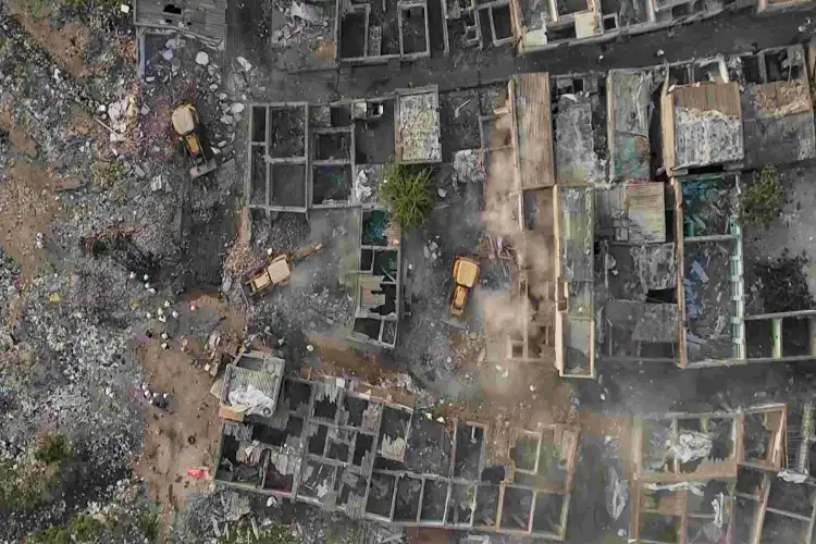 راجکوٹ: 1,400 سے زائد غیر قانونی بستیوں کو مسمار کرنے کی مہم شروع