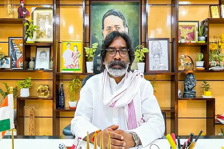 سپریم کورٹ نے وزیر اعلیٰ ہیمنت سورین کے خلاف سماعت پر روک لگائی