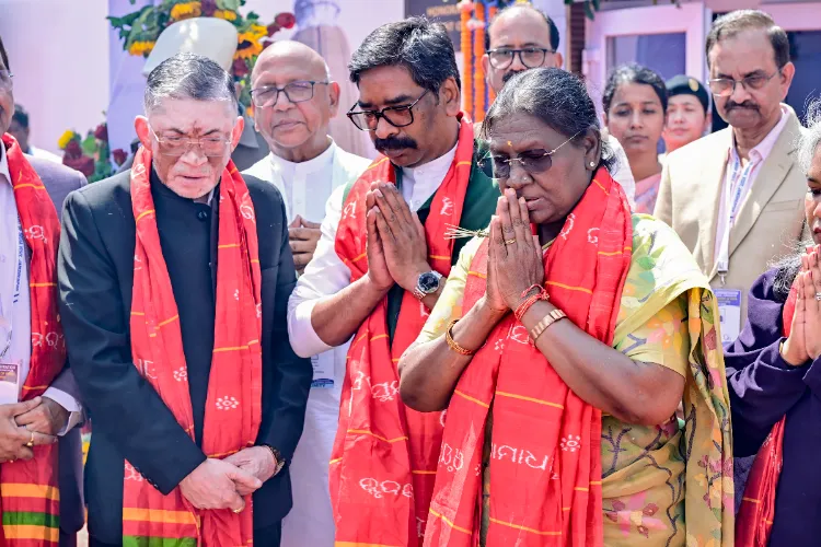 بھگود گیتا کی روحانی تعلیمات آج کے نوجوانوں کو نئی سمت دے سکتی ہیں: مرمو