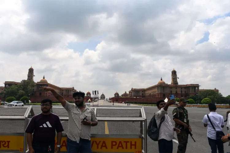 درجہ حرارت معمول سے اوپر رہنے کا امکان: آئی ایم ڈی