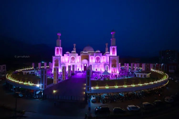 اجتماعی افطار ،قومی یکجہتی اور مذہبی رواداری کی عظیم مثال ہے :ڈاکٹر ازہری