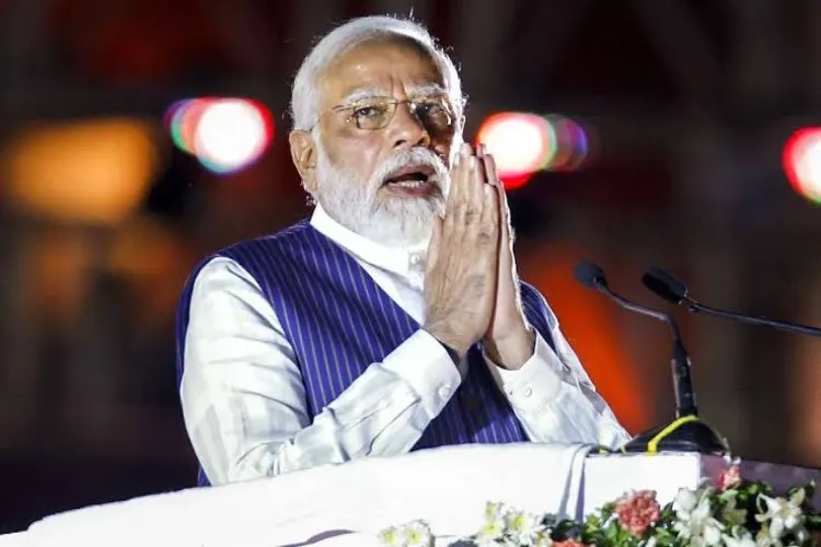 ہر زندگی خوشیوں کے رنگوں سے سجی رہے وزیر اعظم نریندر مودی کی ہولی پر مبارکباد