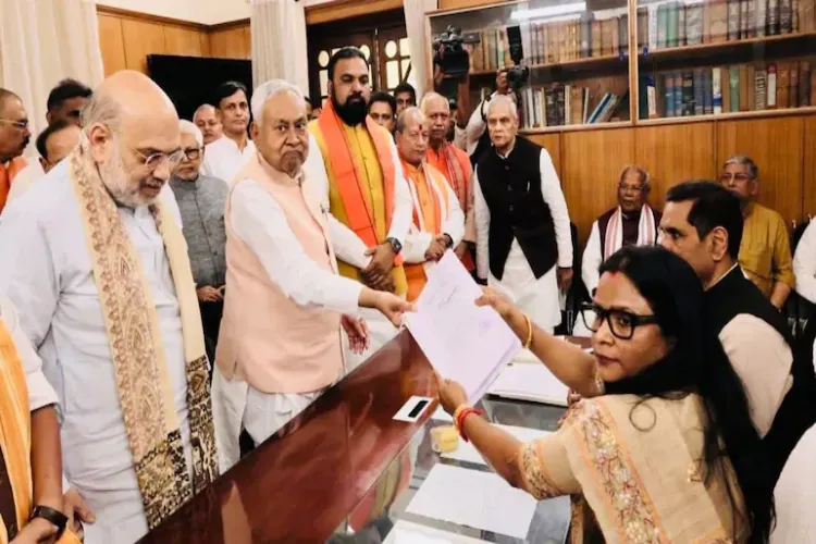 نتیش کمار نے راجیہ سبھا کے لیےپرچہ نامزدگی داخل كیا