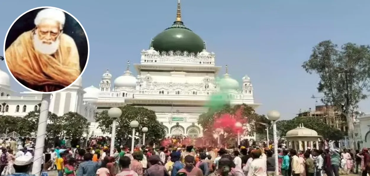 دیوا شریف میں ہولی۔ جب رنگ مذاہب سے بالاتر ہو کر دلوں کو جوڑ دیتے ہیں۔ 