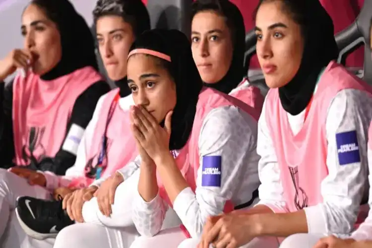 آسٹریلیا کی پناہ کی پیشکش مسترد کرکے ایران کی بیشتر کھلاڑی وطن واپس روانہ