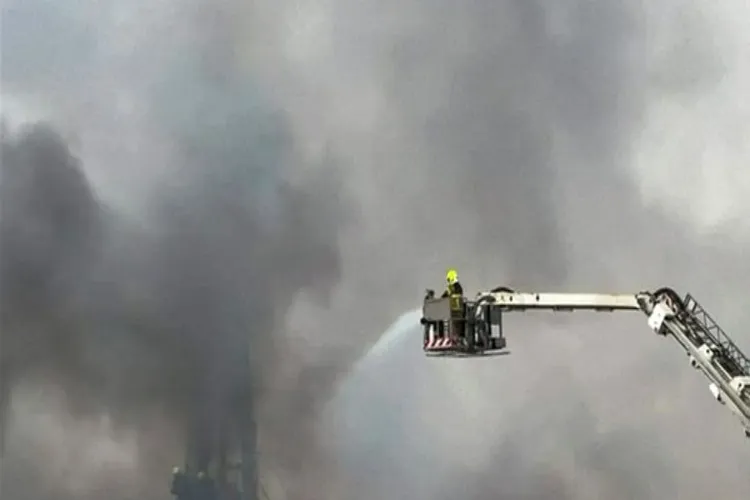 دبئی ایئرپورٹ کے قریب فیول ٹینک پر ڈرون حملہ