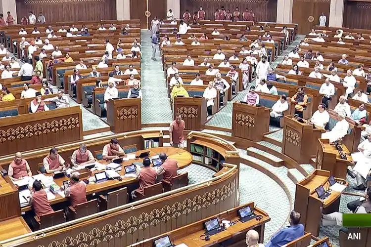 لوک سبھا: 8 اپوزیشن ارکان کی معطلی ختم